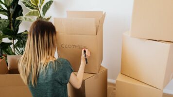 Pakowanie Kuchni i&nbsp;Łazienki Od&nbsp;Podszewki – Przeprowadzki